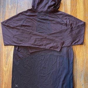 Lululemon dark red metal vent hoodie tee shirt